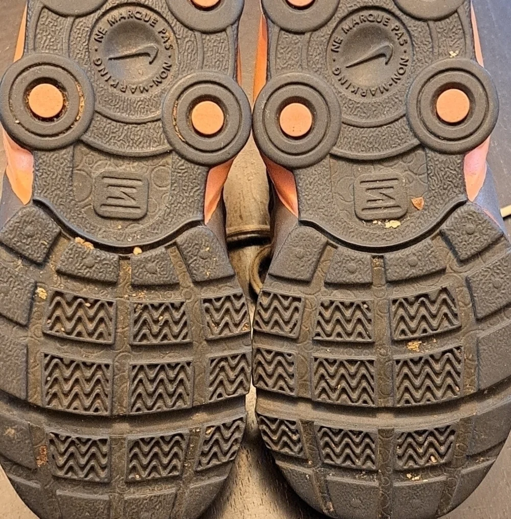 Nike Shox Girl's Pink & Brown Sneakers Size 5C